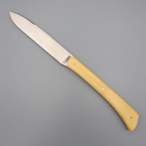 Fontainebleau 1789 boxwood 