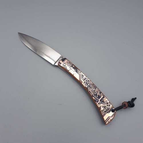 couteau P'tit Grimpeur carte mère